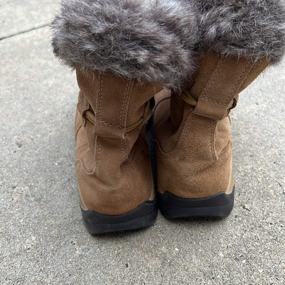 Lands End Leather Faux Fur Lined Brown Ankle Booties -Moccasins - Picture 5 of 7